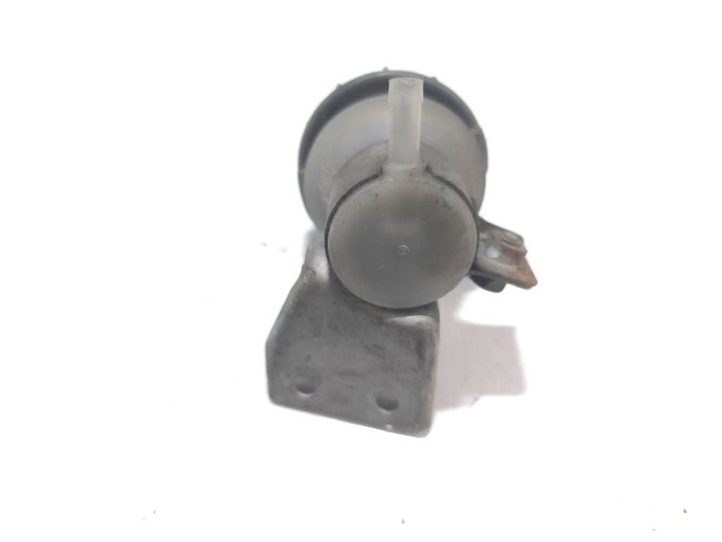 Honda Civic EG 1995 Clutch fluid reservoir tank
