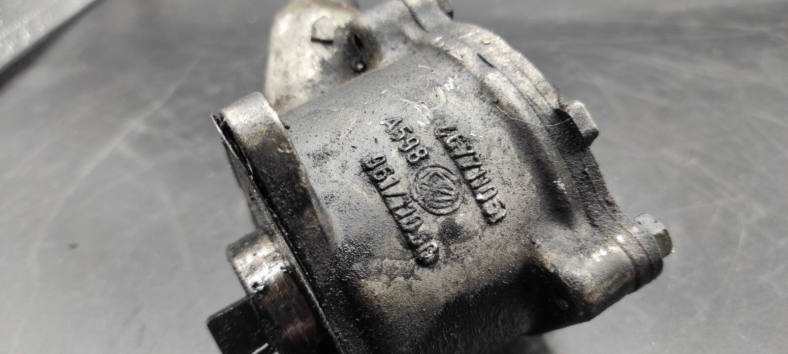 Alfa Romeo 147 1.9JTD 85kW 2003 Diesel Engine Vaccum Pump 46771105