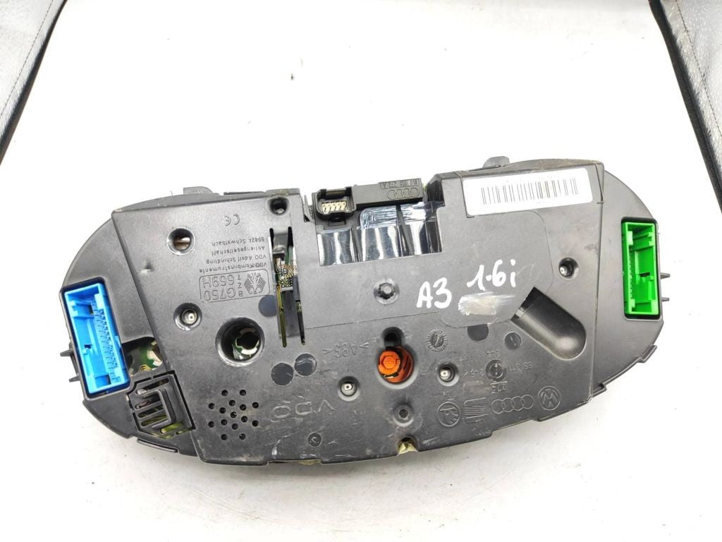 8L0919860E Audi A3 8L 1999 Petrol speedometer tacho instrument cluster