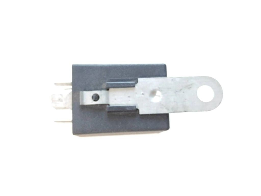 Peugeot 806 1997 relay 9609668780