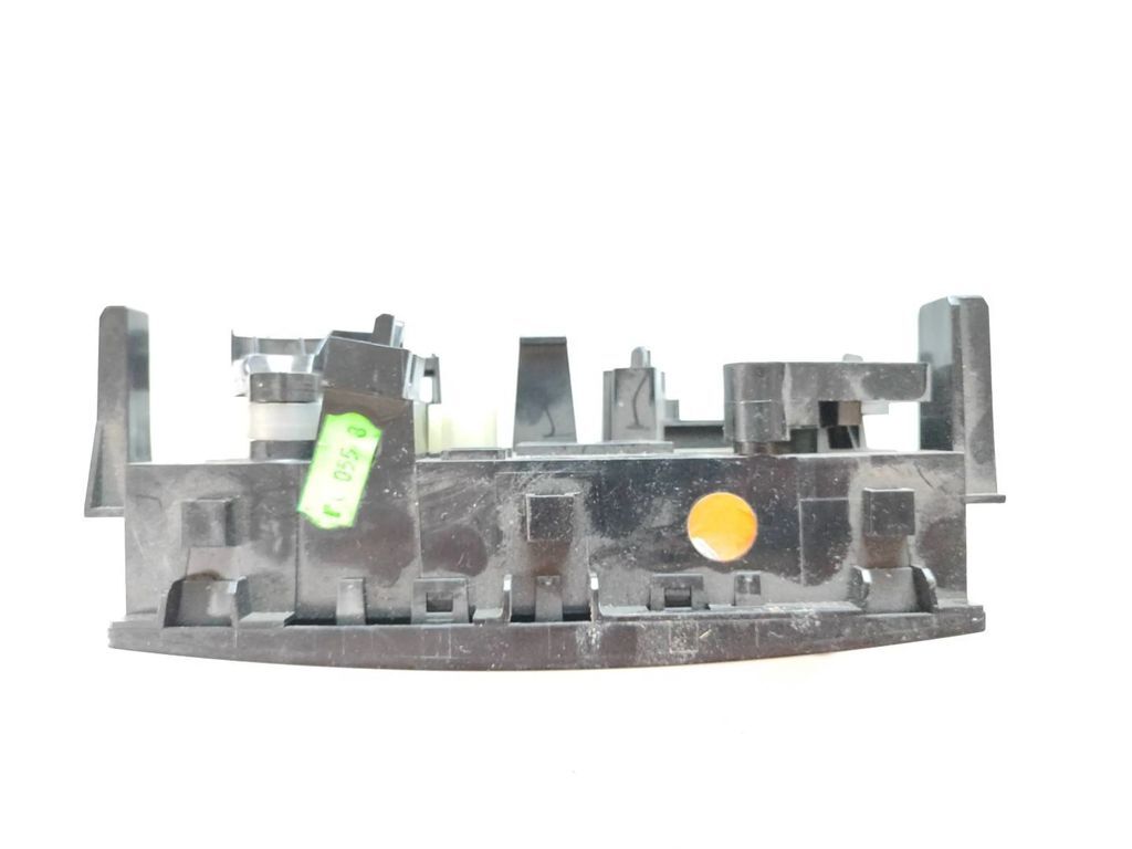 Peugeot 207 1.4HDI 2009 AC Climate control unit module 69910004