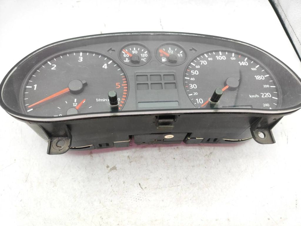 8L0919860D Audi A3 S3 8L 2002 Diesel speedometer instrument cluster