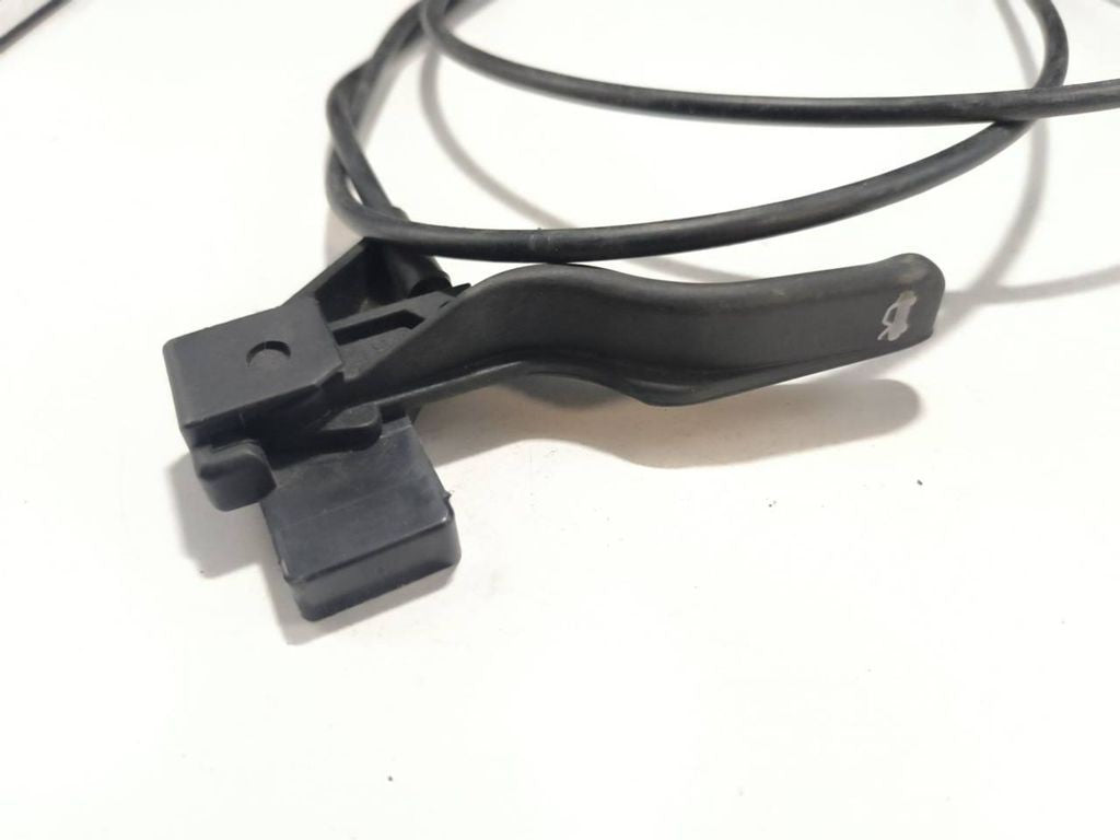 Saab 9-5 2002 bonnet hood release handle 7002346