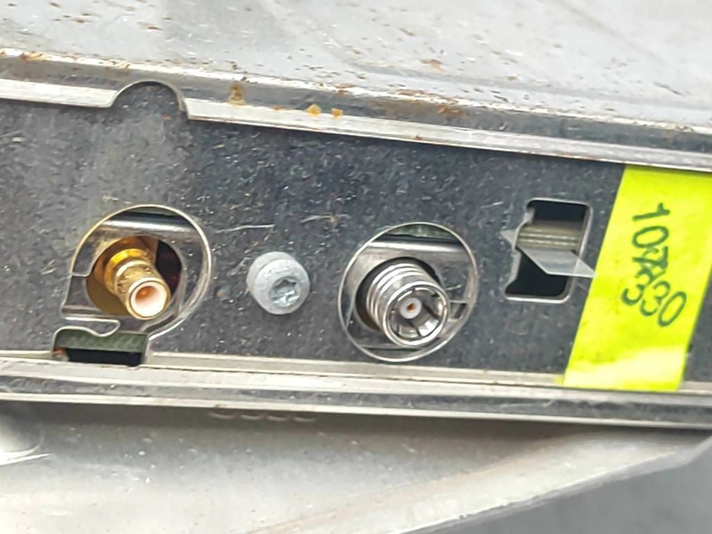 Audi A6 S6 C5 4B 1999 GPS navigation control unit module 4B1919894