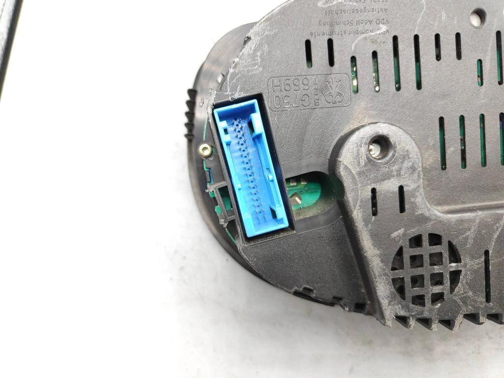 Volkswagen Golf IV 1999 Diesel speedometer instrument cluster 1J0920802F