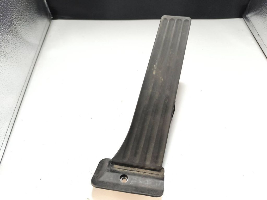 BMW 5 F10 F11 2016 Diesel accelerator throttle gas pedal 6789998