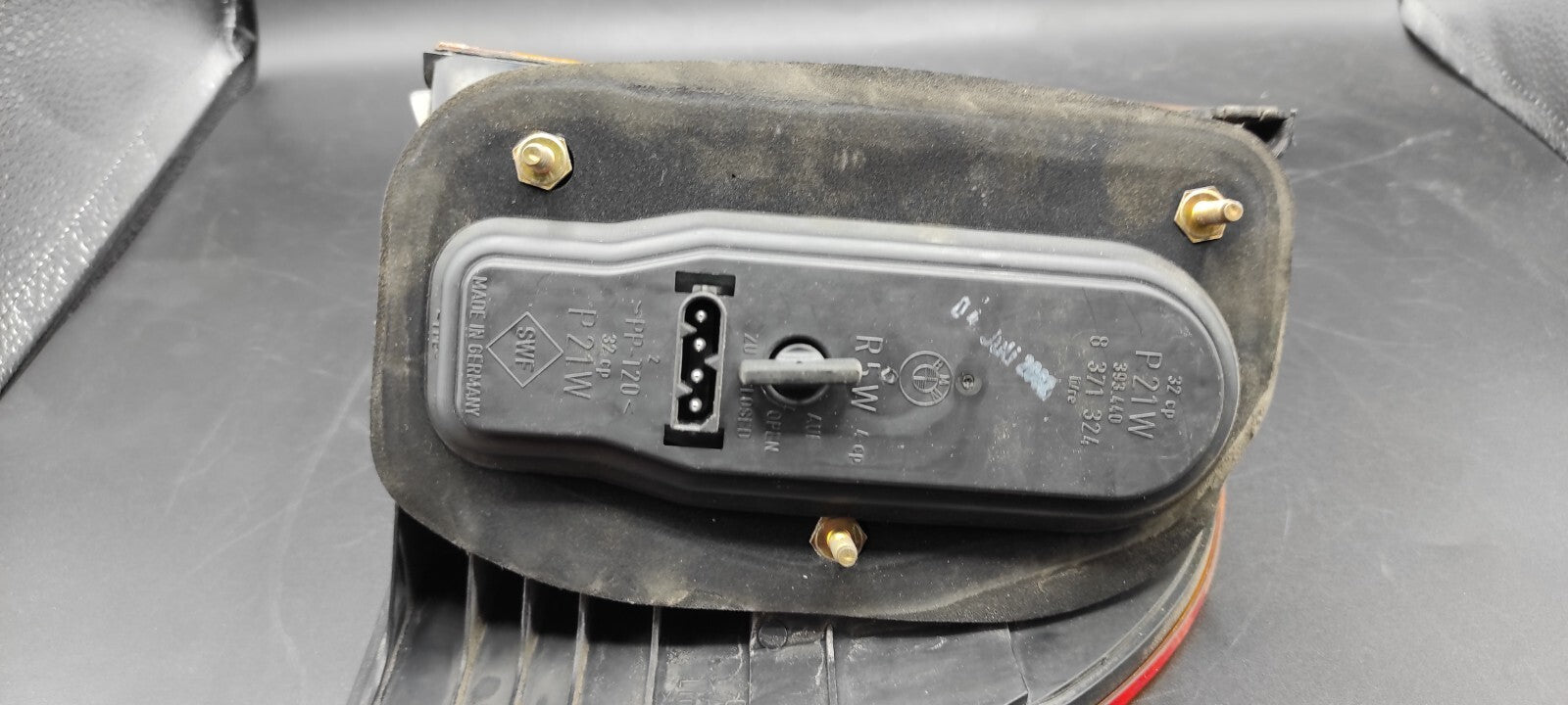 BMW 5 Series E39 Kombi 2001 LHD Rear Left Taillight 6900213