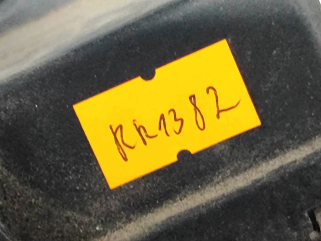 Peugeot 607 2.2i 116kW Petrol 2002 relay module 9628756080