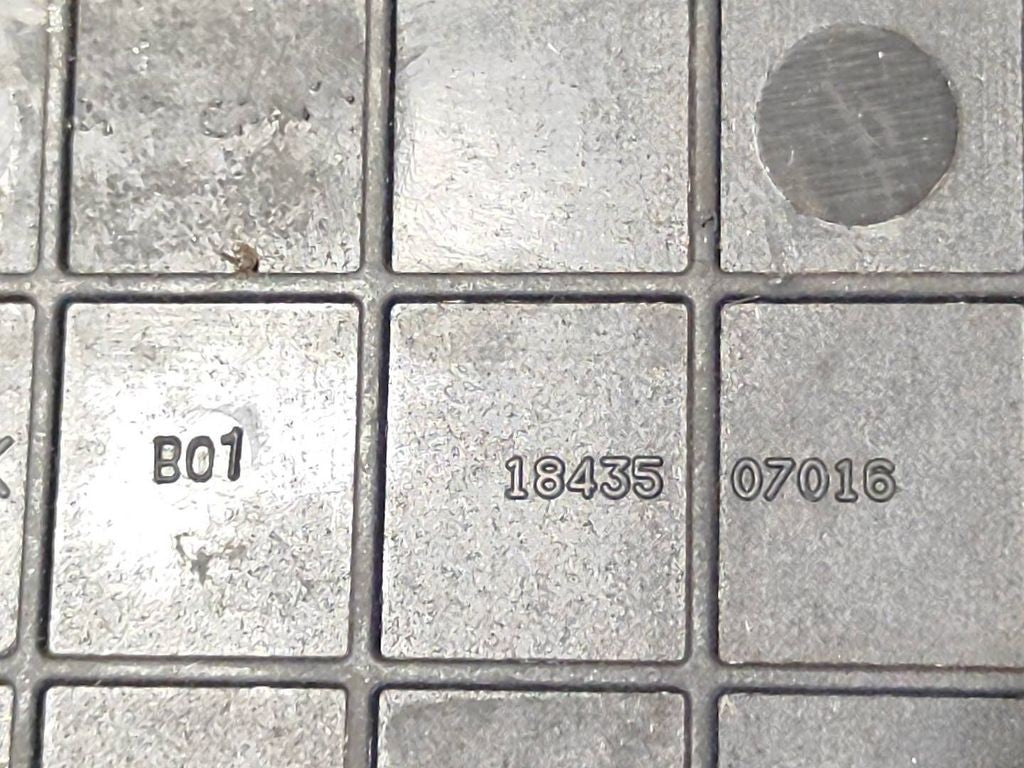 Peugeot 607 2001 Storage box compartment pad mat 1843507016