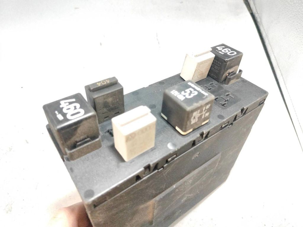 Volkswagen Touran I 2005 Comfort convenience body fuse module 3C0937049D