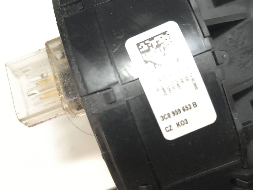 Volkswagen PASSAT B6 2.0 147kW 2006 Wiper turn signal stalk switch 3C9953513B