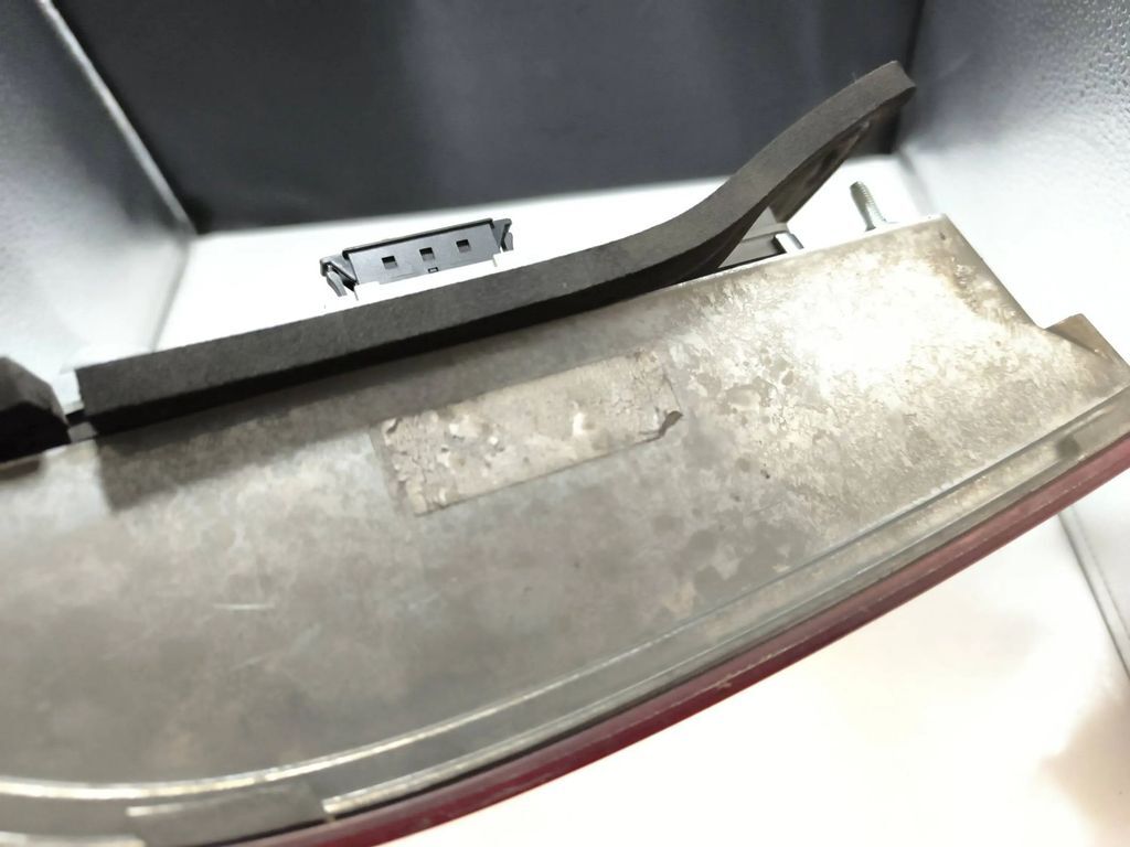 Mercedes-Benz C W203 Saloon 1.8i 2004 LHD rear right side taillight lamp