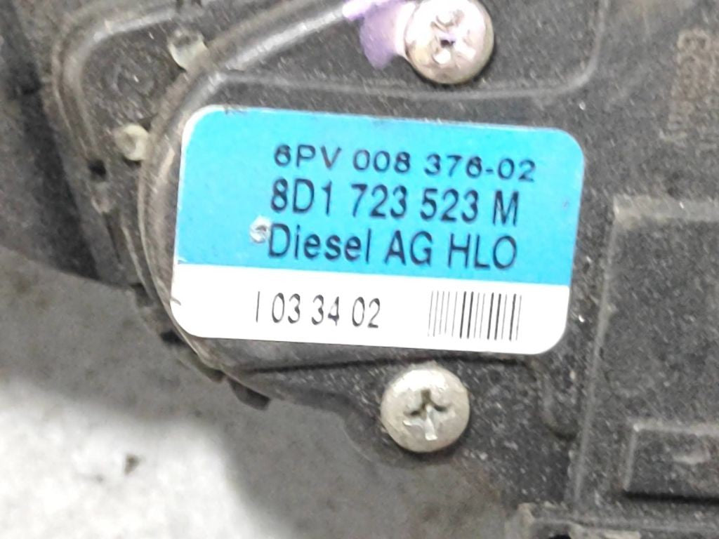 Audi A6 S6 C5 4B 1999 Diesel accelerator throttle pedal 8D1723523M
