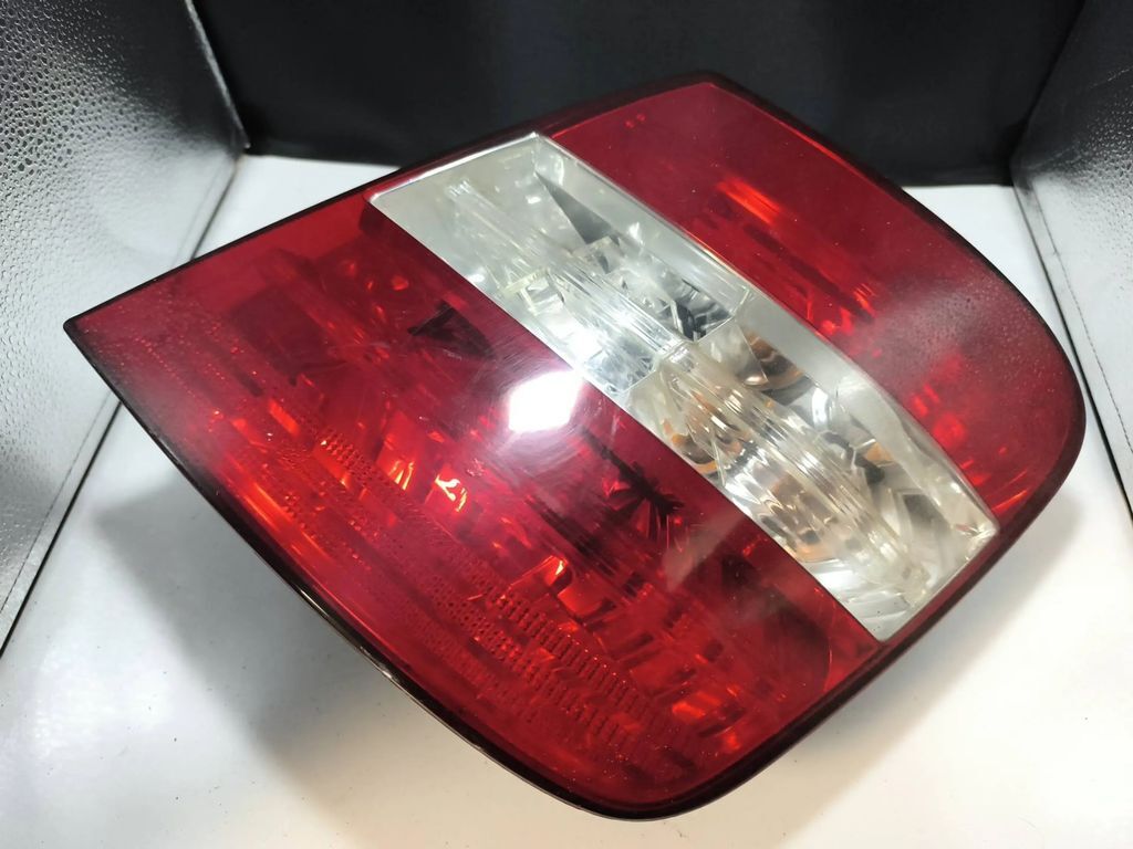 Fiat Stilo 2004 LHD rear right side taillight light 46758985