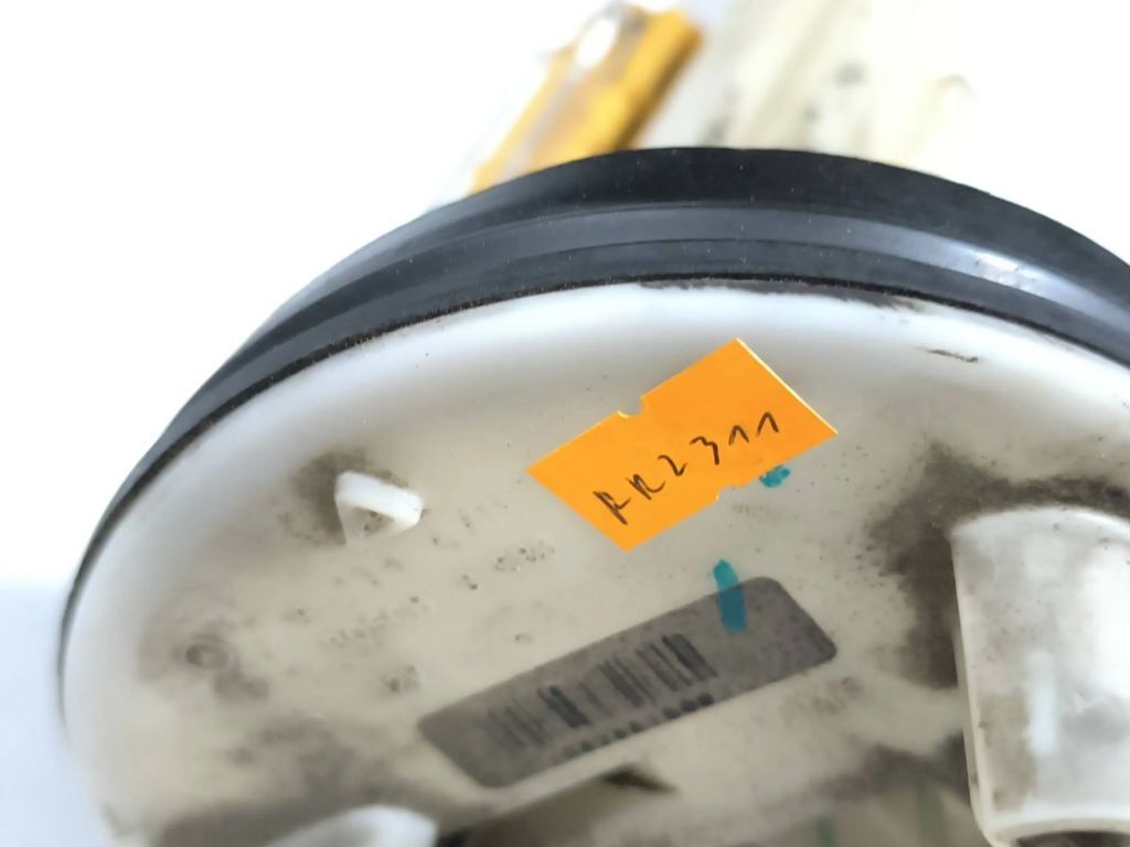 Mercedes-Benz E W211 Diesel 2003 Fuel level sensor A2114701641