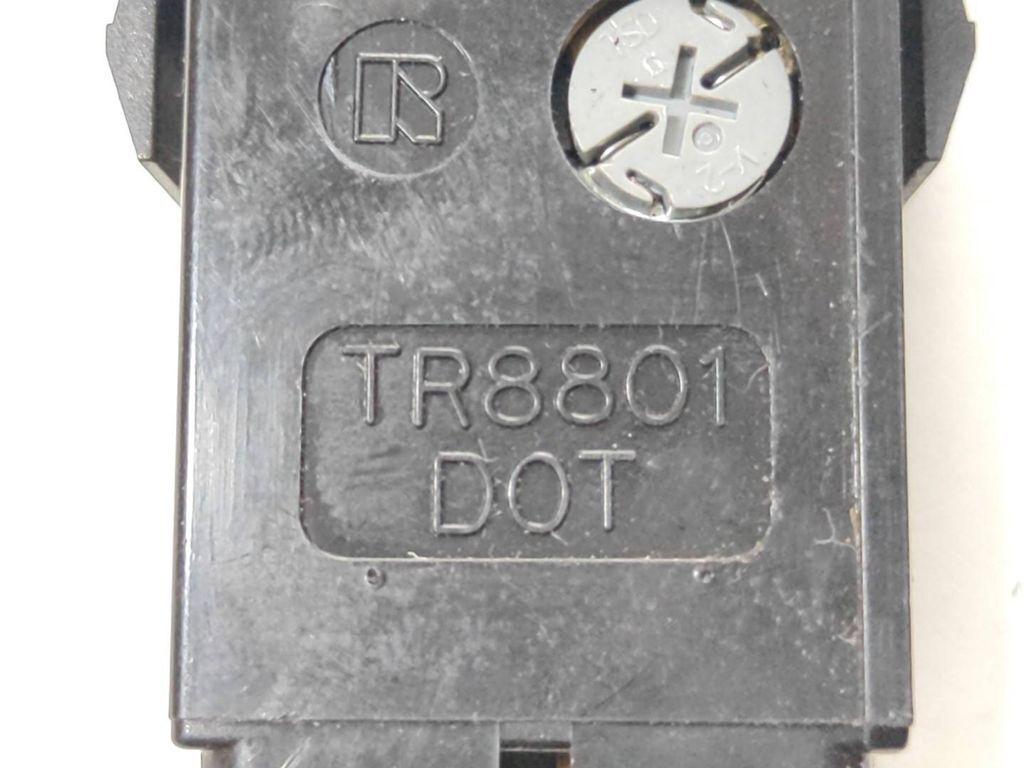 Toyota Avensis T250 2008 Traction control (ASR) switch TR8801