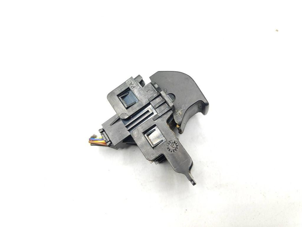 Opel Insignia A 2014 Hand parking brake switch 9060790