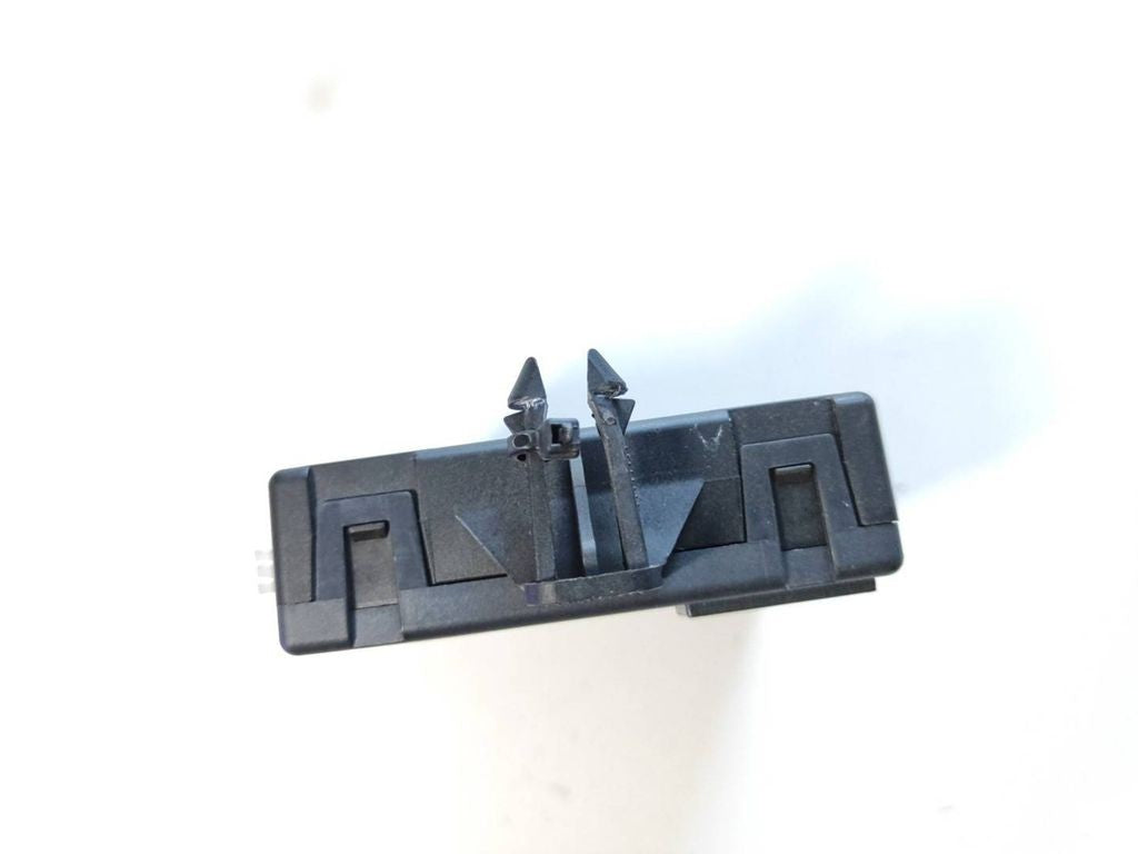 Mercedes-Benz E C207 W207 2012 door control unit module A2079002500