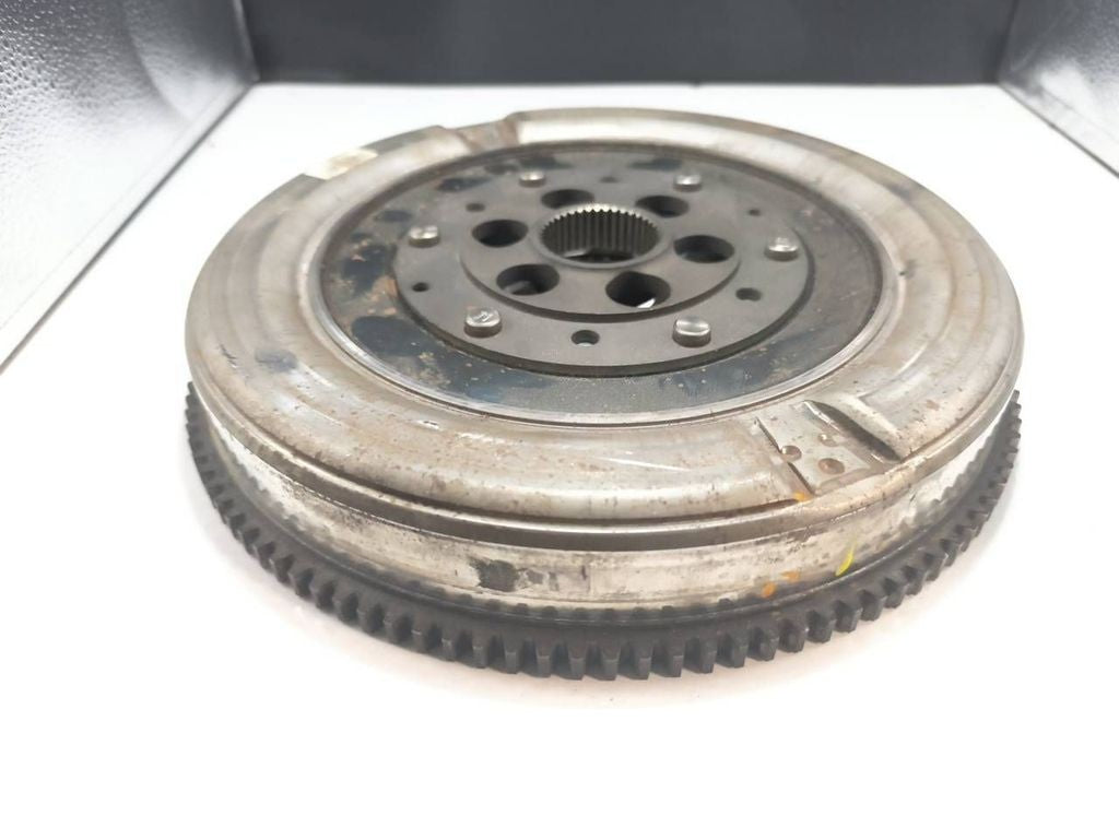 BMW M4 F82 F83 2017 S55 Gearbox flywheel 2283829