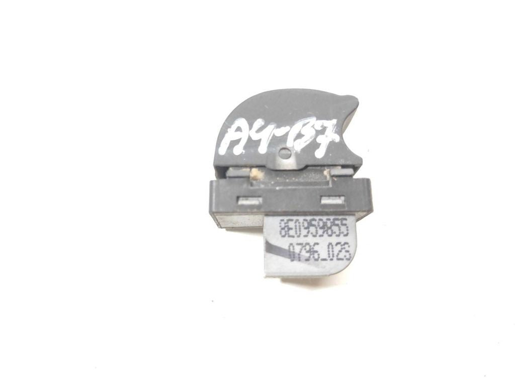 Audi A4 S4 B6 8E 8H 2000 Electric window control switch 8E0959855