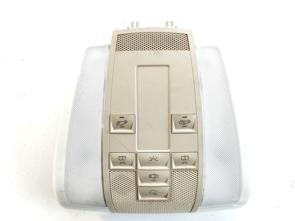 Mercedes-Benz C W204 2009 front seat light A2048200823