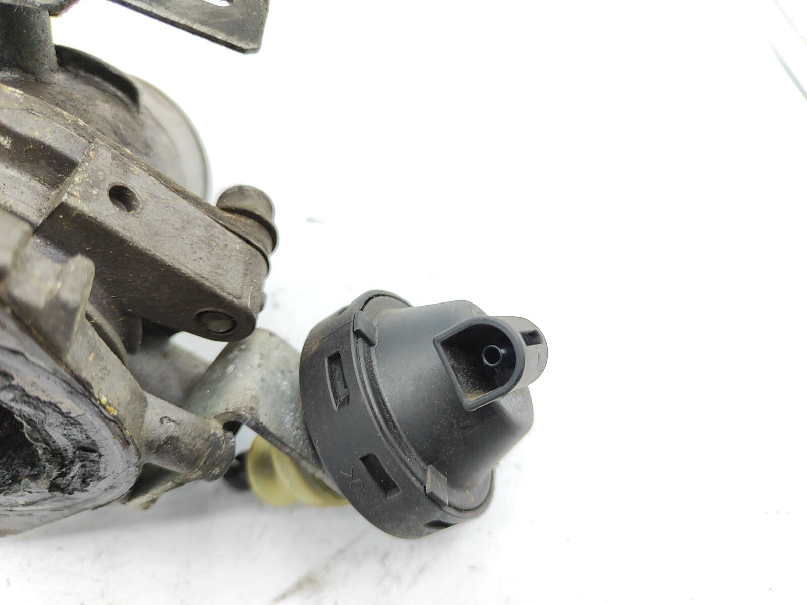 Alfa Romeo 147 GT 1.9JTD 2005 Engine Throttle Body Valve 46823851