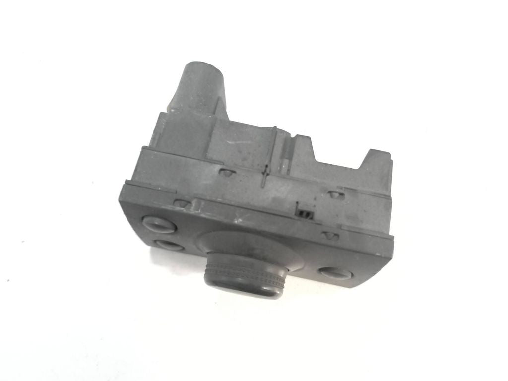 Opel Vectra C 2005 RHD Light switch 13230796