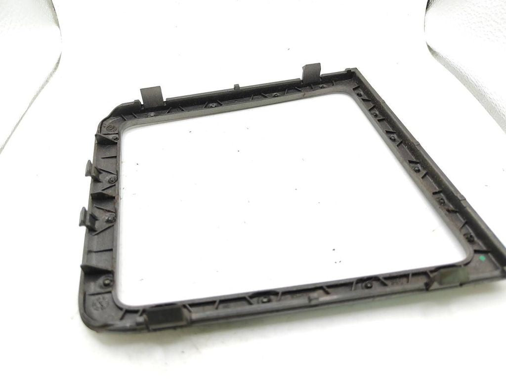 Opel Vectra C 2004 Gear shifter surround trim plastic 13165756