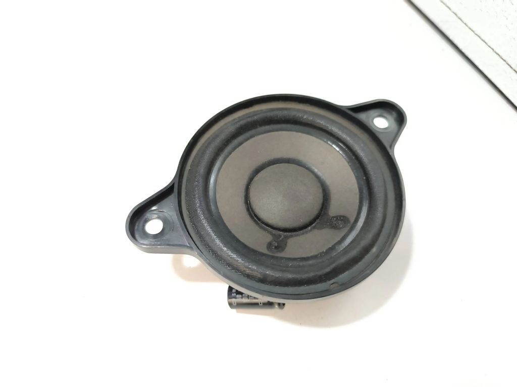 Mercedes-Benz E320 W211 2003 Front Dash Panel speaker A2118203002