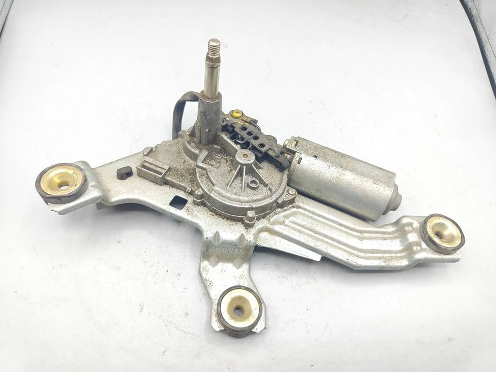 Ford Mondeo Mk III 2003 Rear windshield glass wiper motor 1S71N17K641AB