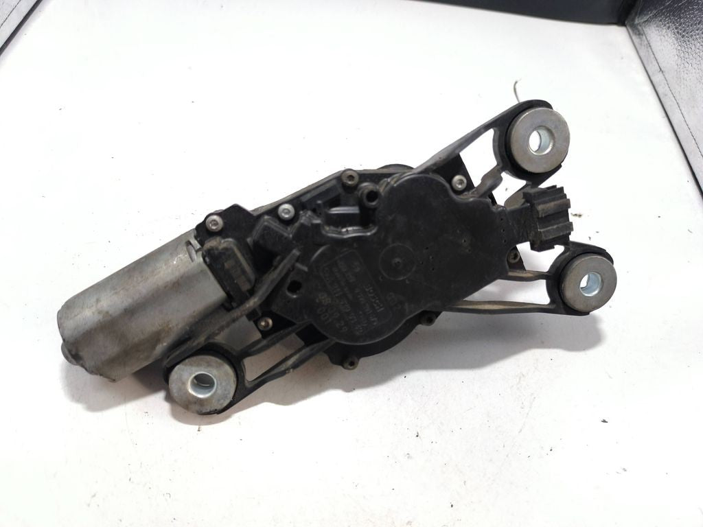 Mercedes-Benz E320 W211 2007 Rear wiper motor 0390201579