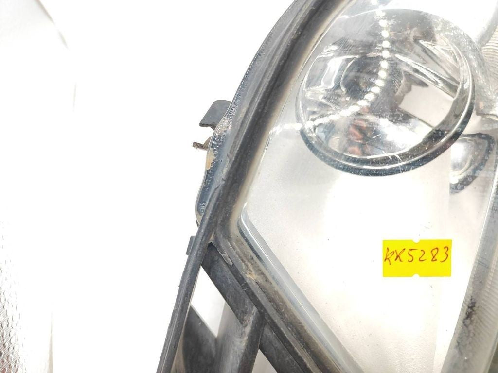 Ford Fiesta 2004 front bumper fog light grill 89202182