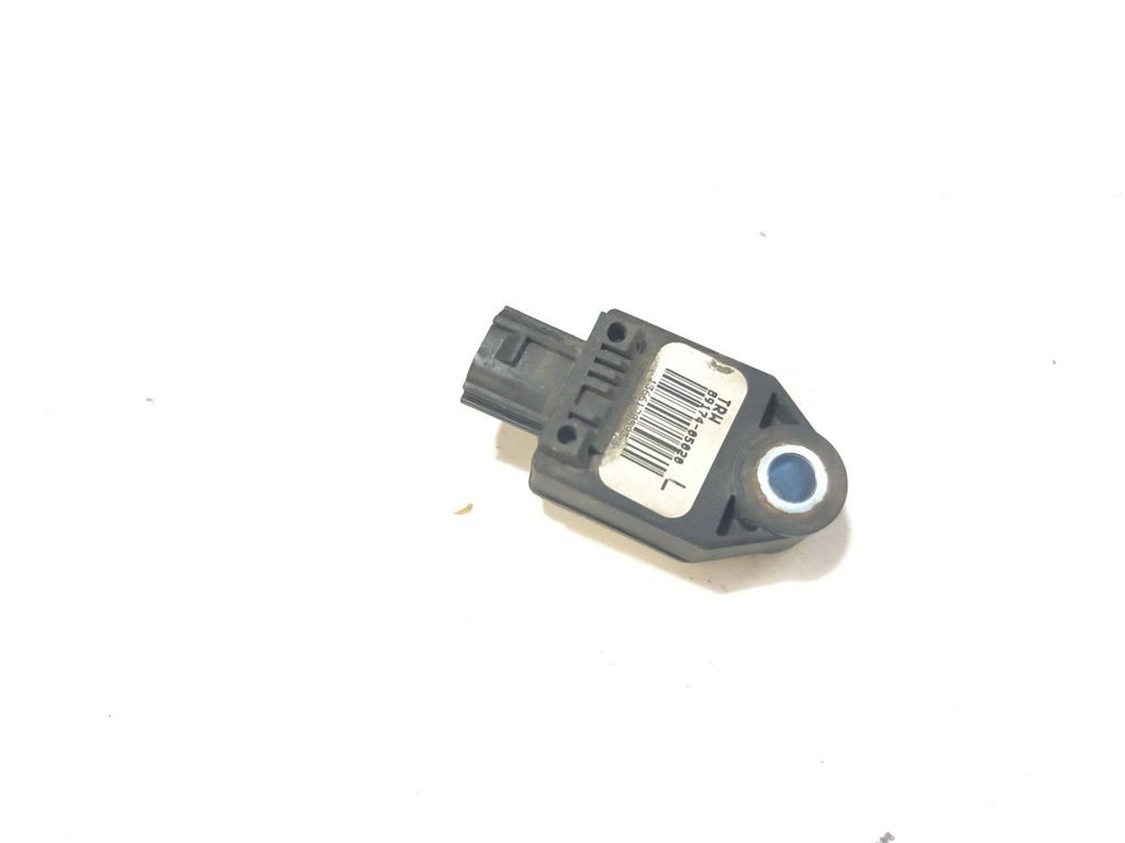 Toyota Avensis T250 2006 Deployment crash impact sensor 8917405020