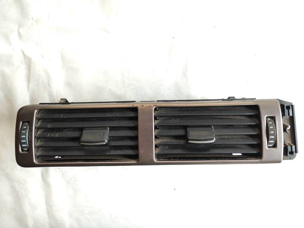 Audi A6 S6 C5 4B 2004 dash center air vent grill 4B1820951
