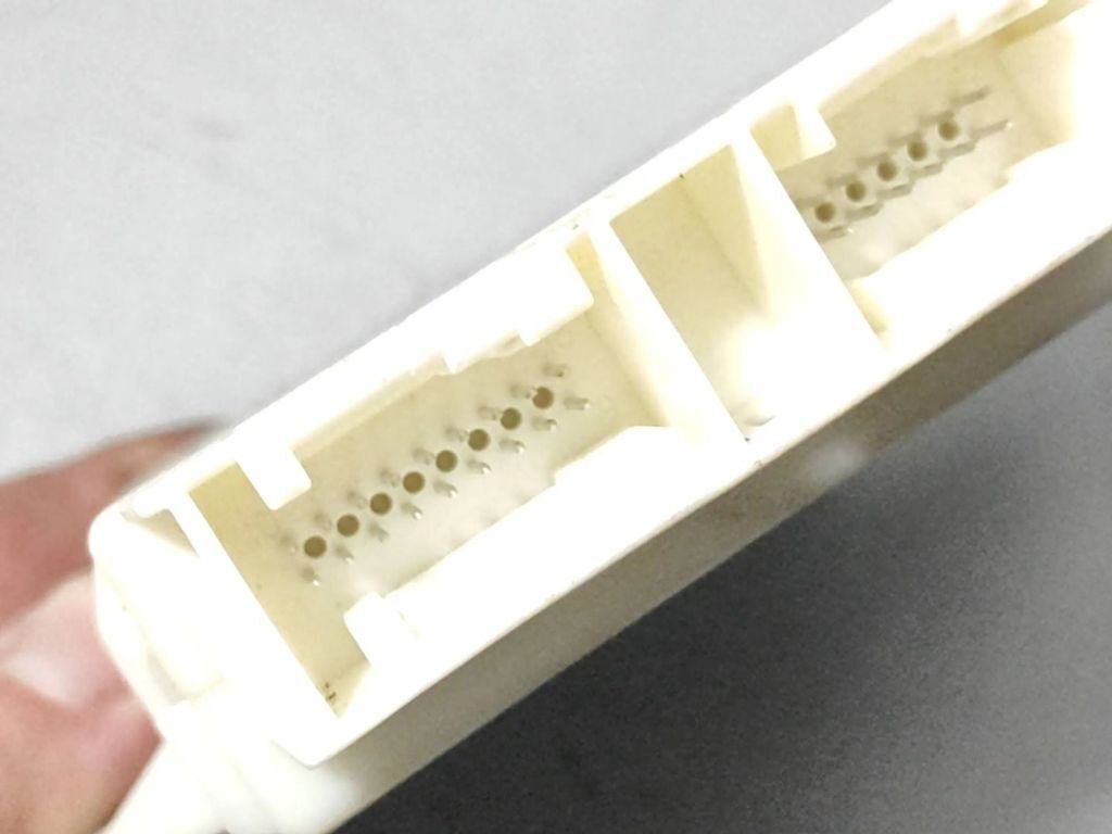 Mercedes-Benz E W212 2012 Parking PDC control unit module A2129001711