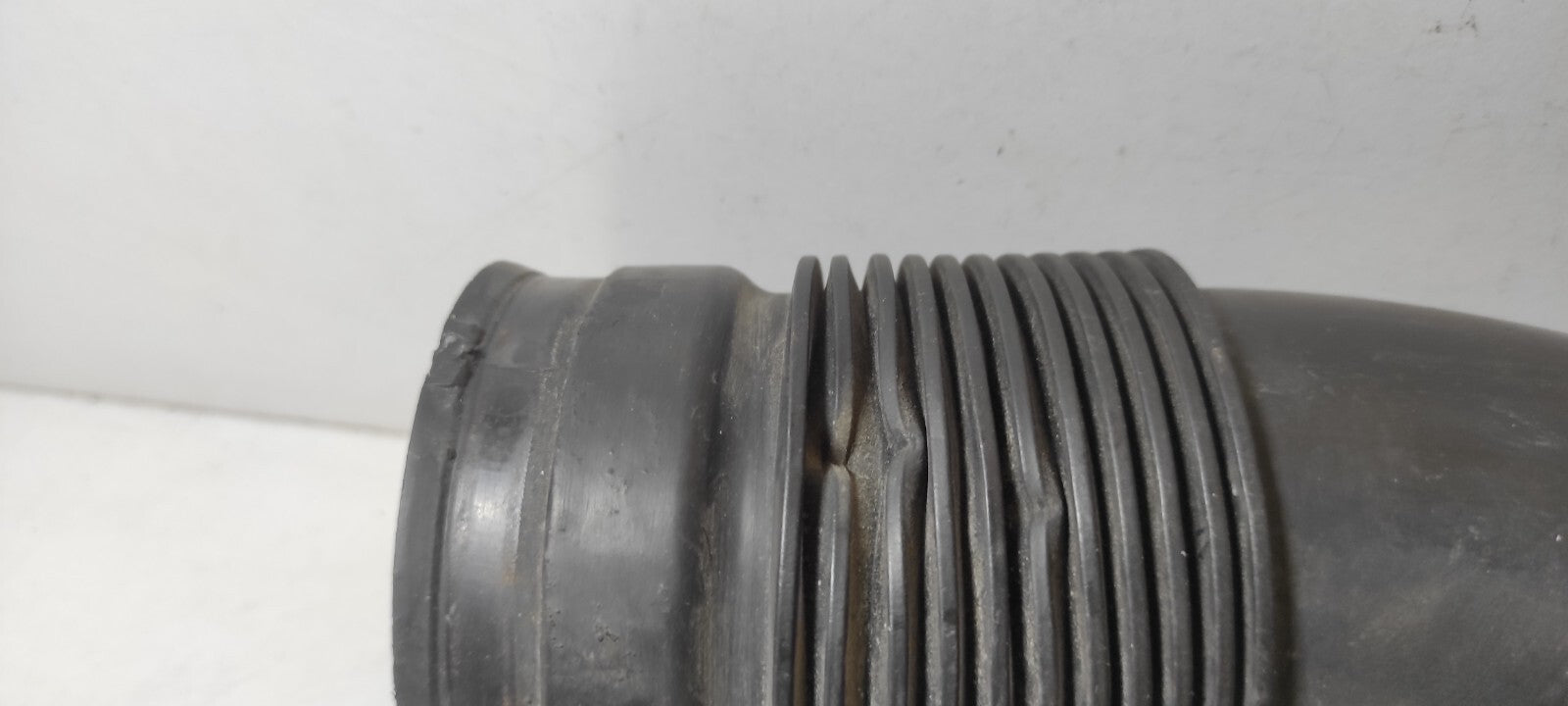 Alfa Romeo 147 2.0TS 110kW 2003 Petrol Engine Air Intake Pipe Hose 46741125