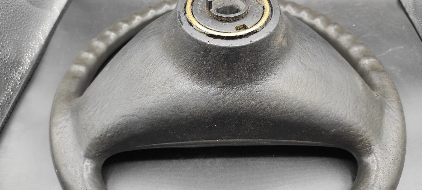 Volkswagen VW Golf MK2 1987 Steering Wheel