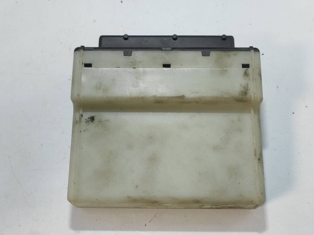 Saab 9-5 2.0T 110kW Petrol 2000 Comfort convenience body module 52010486B