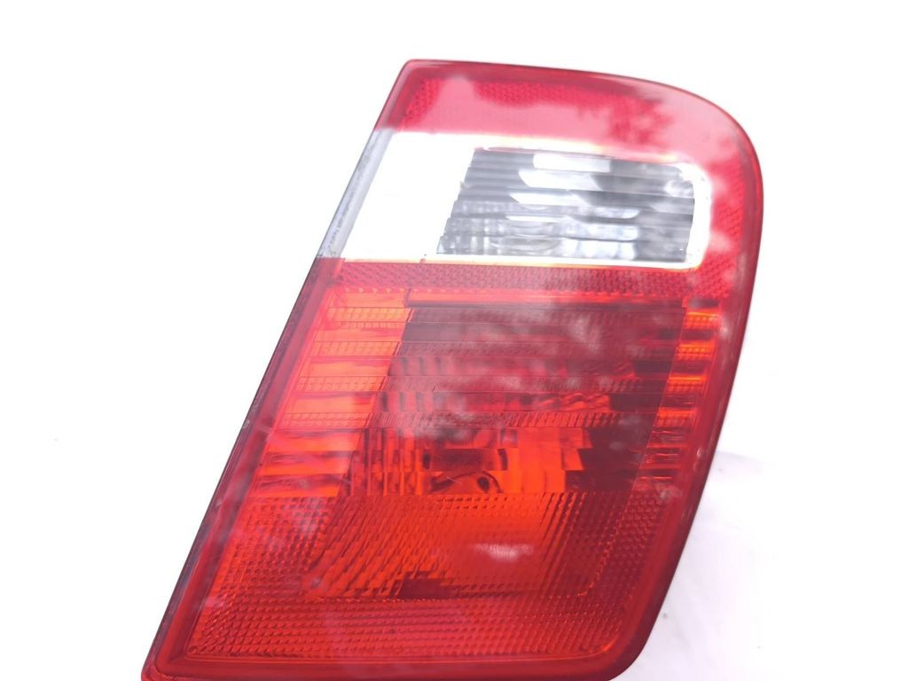 Saab 9-3 Ver1 2005 tailgate rear right tail light lamp 25480202