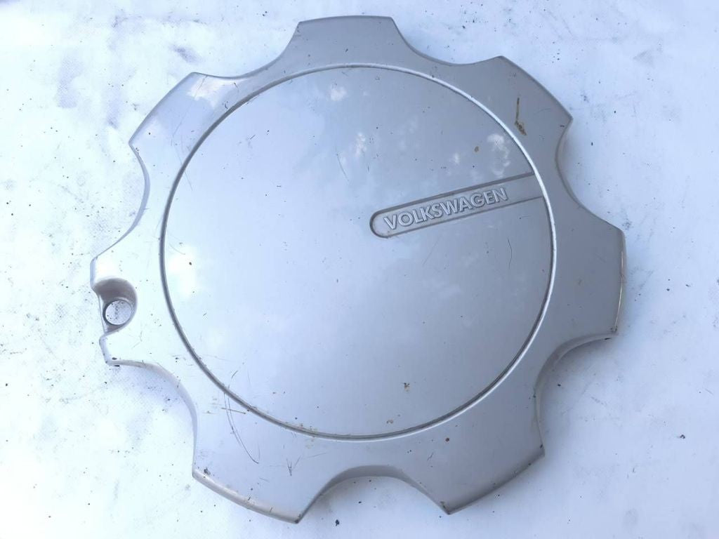 Volkswagen PASSAT B4 1995 R14 wheel hub cap trim cover 357601147A