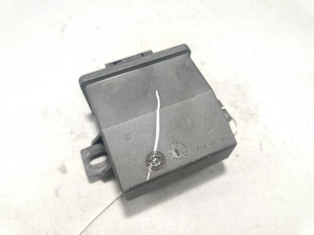 Peugeot 508 2.0HDI 2013 Light control module unit LCM 9803058280