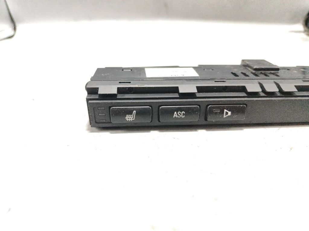 BMW 3 E46 320D 2004 Seat heating switch button 6907707