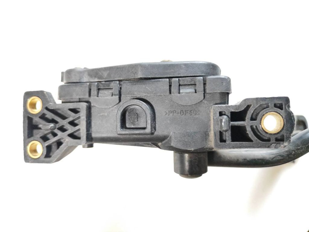 Volkswagen Sharan 1997 Diesel accelerator throttle pedal 7M3721603B