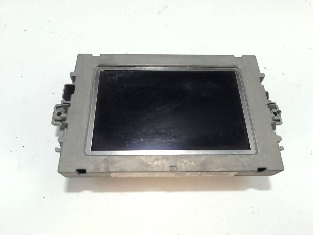 Mercedes-Benz C Class W204 2009 Dashboard LCD screen display A2049007508
