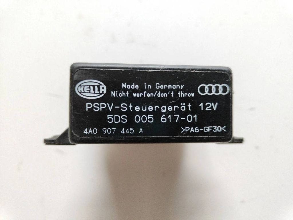 Audi A6 S6 C5 4B 2002 Wing mirror control module 4A0907445A