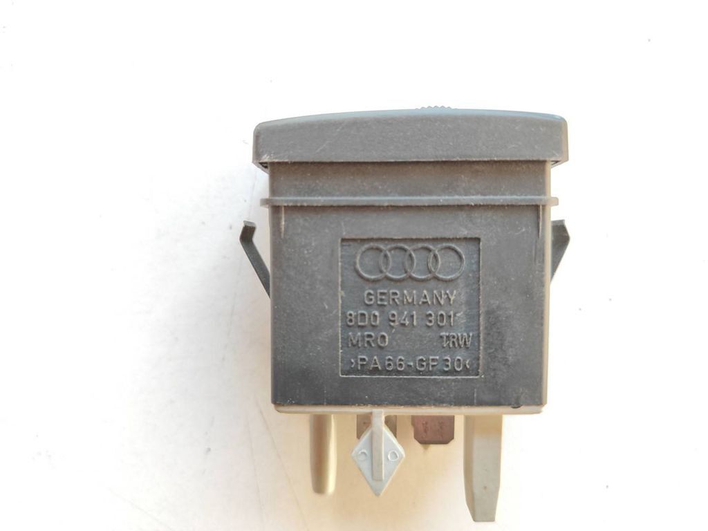 Audi A4 S4 B5 8D 1997 Headlight level height control switch 8D0941301
