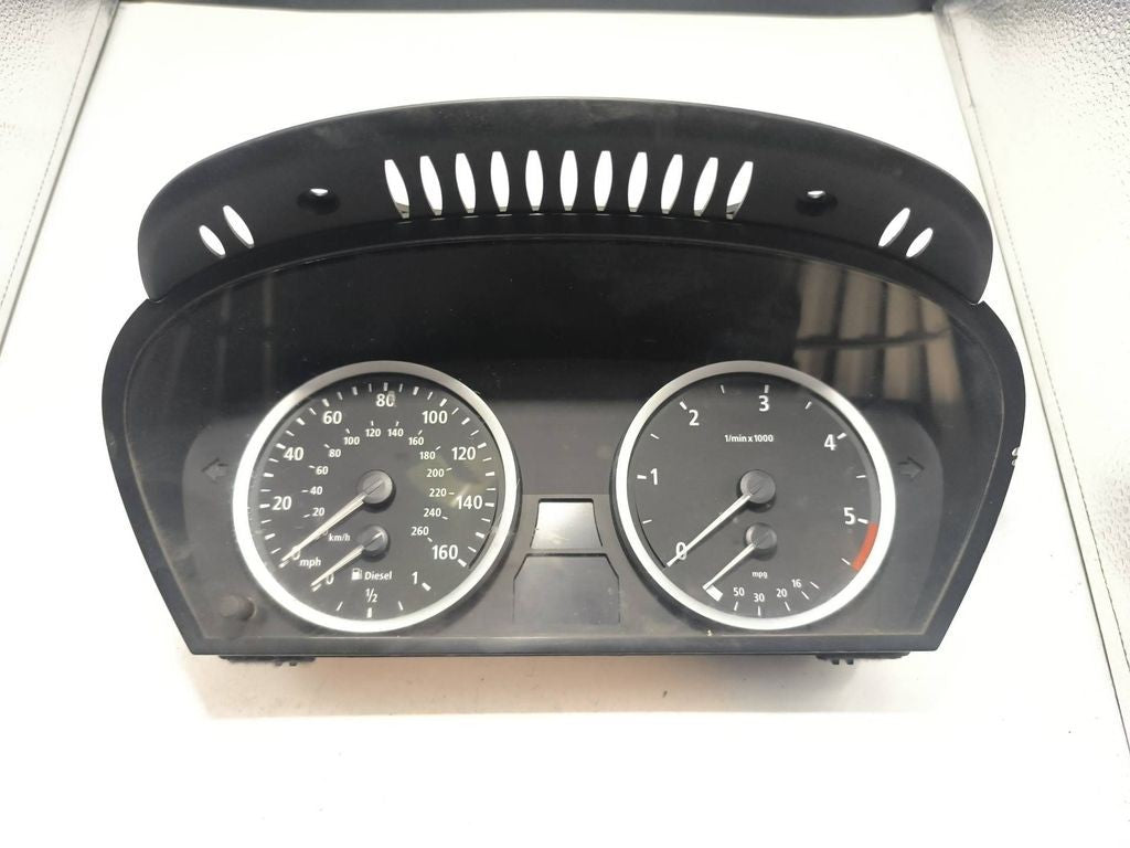 BMW 5 E60 E61 2009 Diesel speedometer instrument cluster 6947364