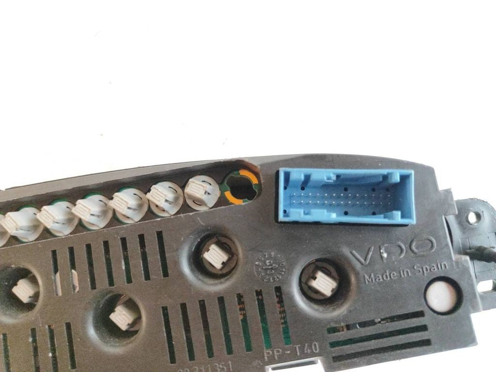 Citroen Xsara Picasso 1999 2.0HDI speedometer instrument cluster 965249780