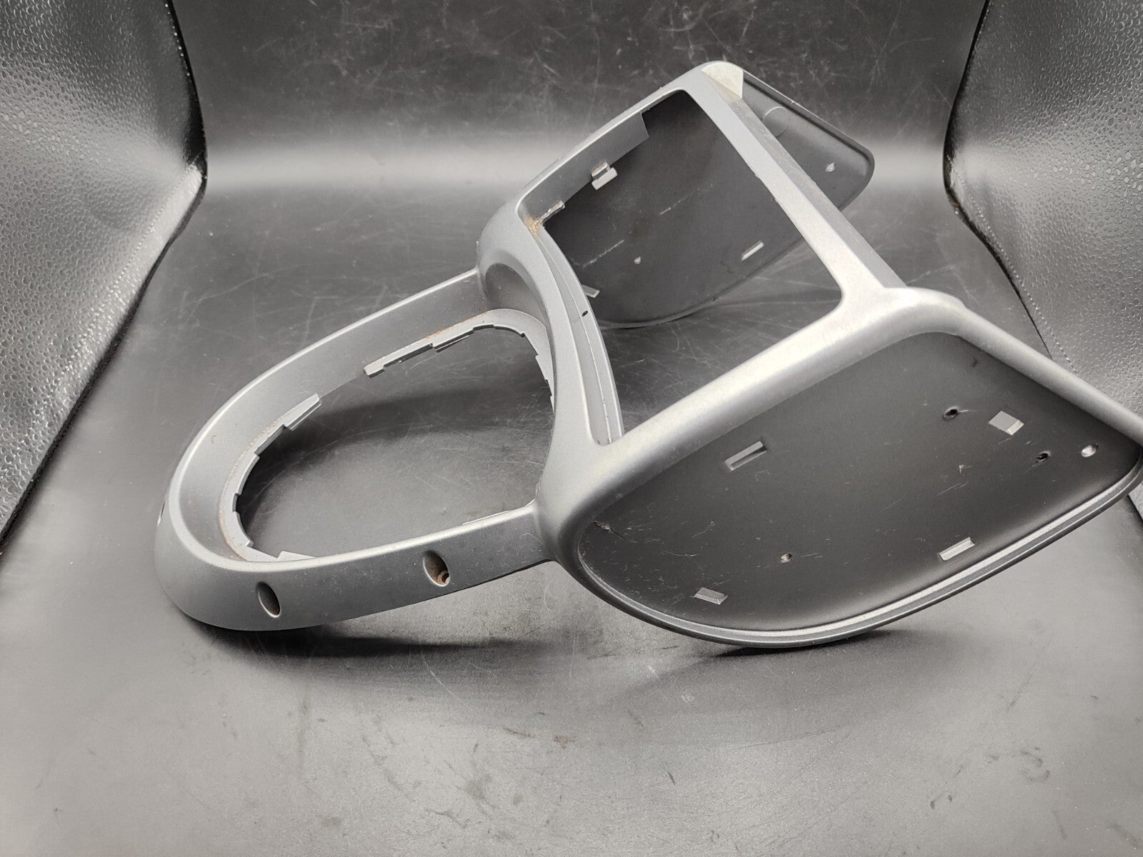 Alfa Romeo GT 1.9JTD 2009 Gear Selector Shifter Surround Trim LS375401