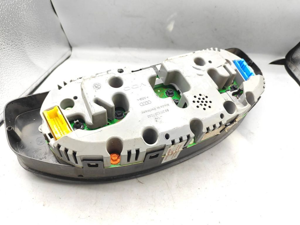 Audi A4 S4 B5 8D 1997 Diesel speedometer instrument cluster 8D0919033AX